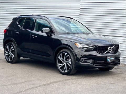 2020 Volvo XC40 T5 R-Design