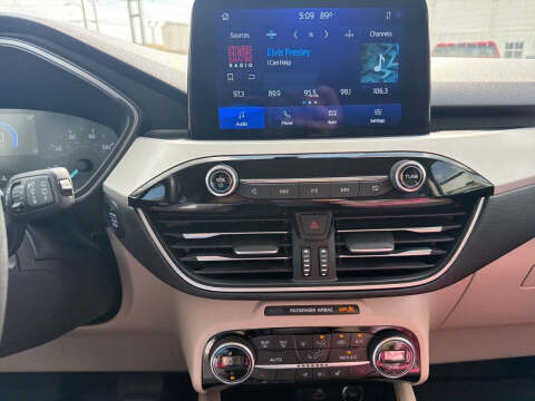 2021 Ford Escape SEL