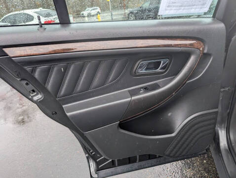 2016 Ford Taurus Limited