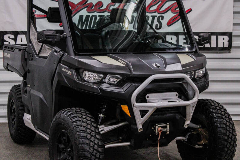 2020 Can-Am Defender XT HD10