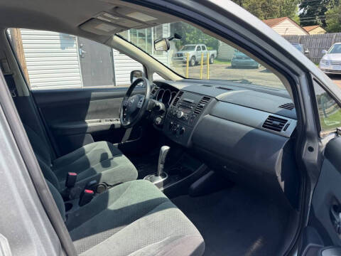 2012 Nissan Versa 1.8 S