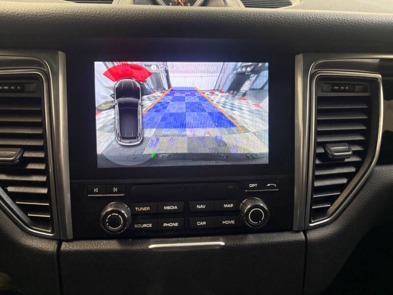 2017 Porsche Macan S