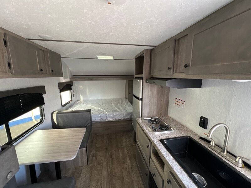 2024 SunLite LTD 19BH