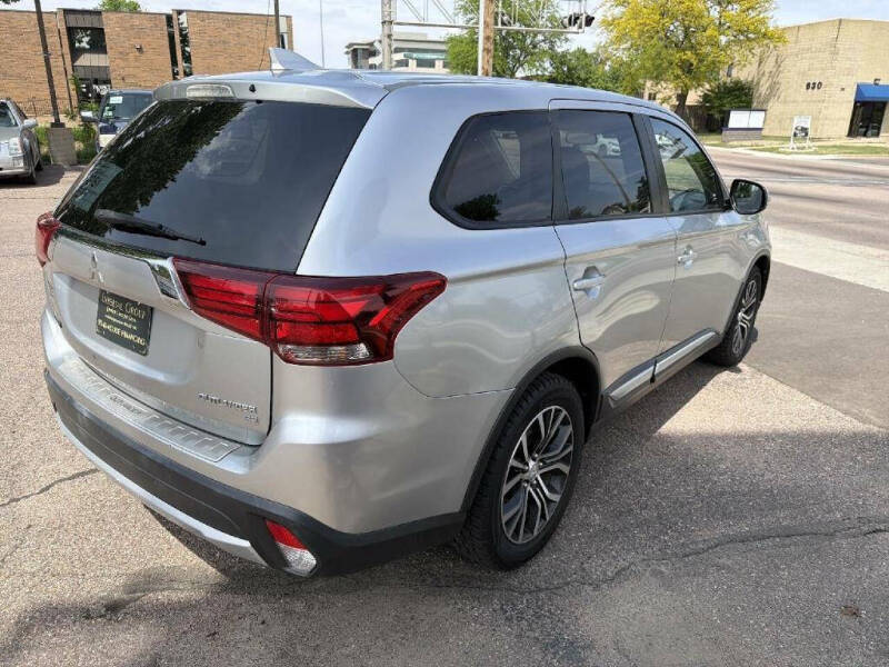 2018 Mitsubishi Outlander SE