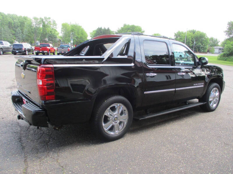 2012 Chevrolet Avalanche LTZ