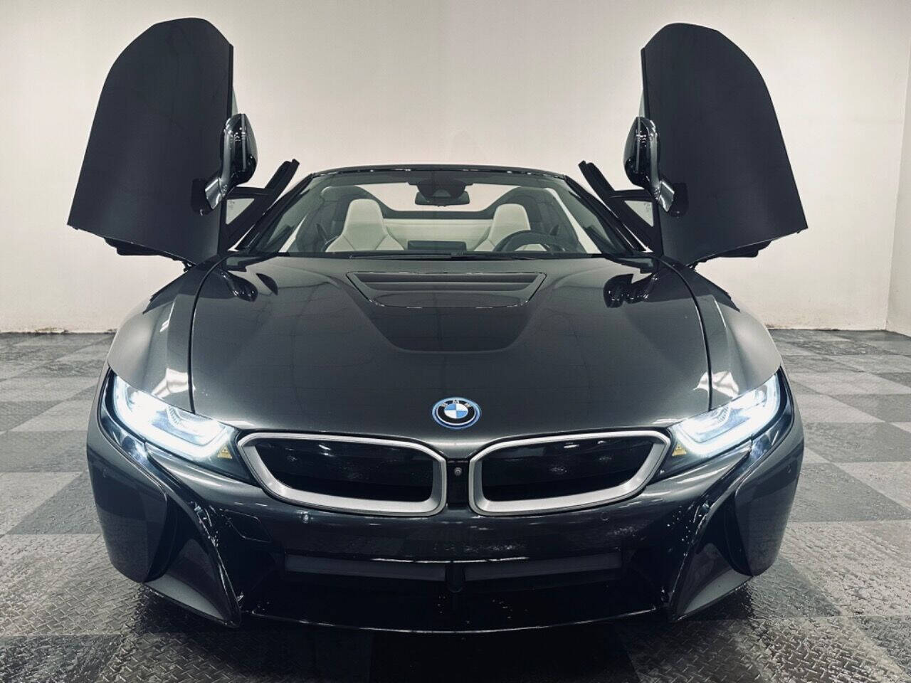 2019 BMW i8 for sale at Extreme Auto Pros in Parma Heights, OH