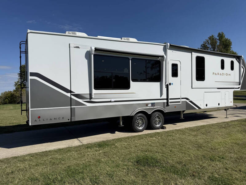 2026 Alliance RV Paradigm