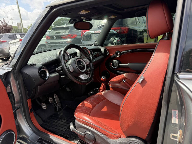 2010 MINI Cooper John Cooper Works