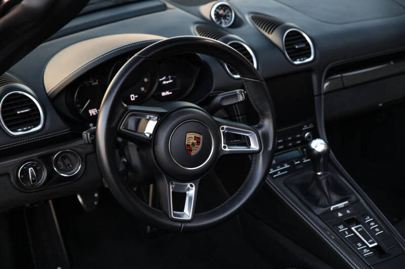 2022 Porsche 718 Boxster Spyder