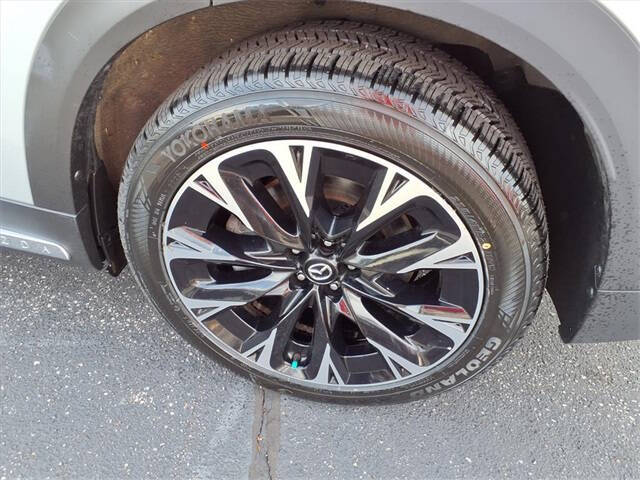 2024 Mazda CX-90 Plug-in Hybrid Premium