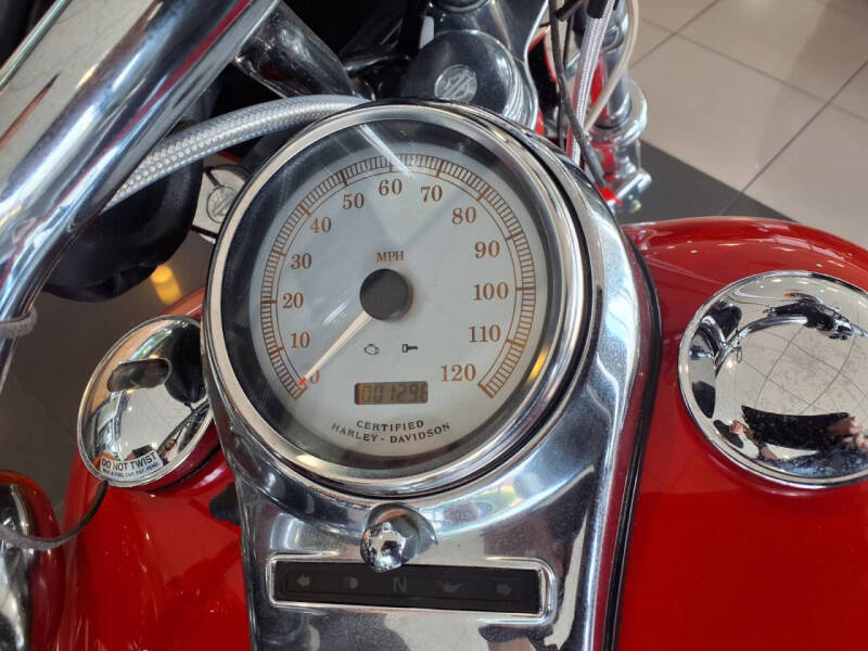 2001 Harley-Davidson Dyna Wide Glide CVO