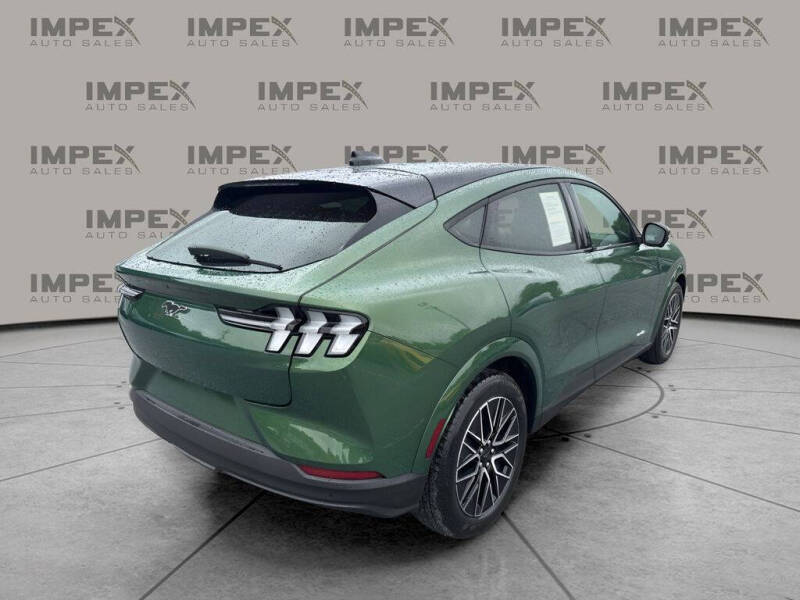 2025 Ford Mustang Mach-E Premium