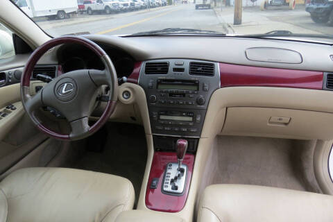 2004 Lexus ES 330