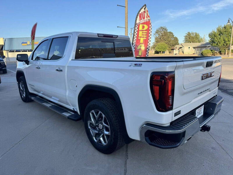 2025 GMC Sierra 1500 SLT