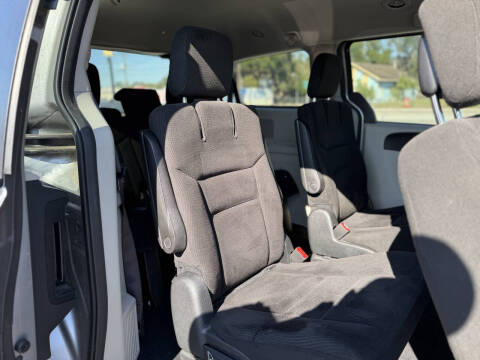 2015 Dodge Grand Caravan SE