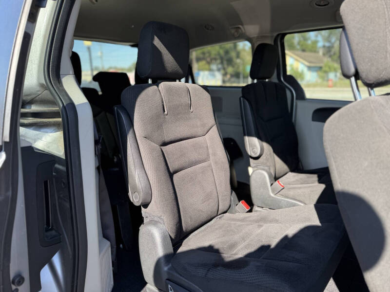 2015 Dodge Grand Caravan SE