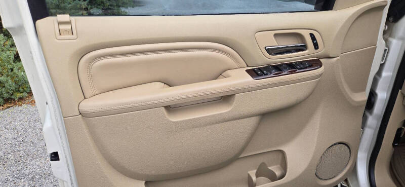 2013 Cadillac Escalade ESV Luxury