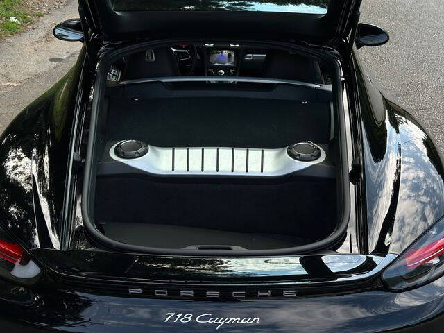 2018 Porsche 718 Cayman