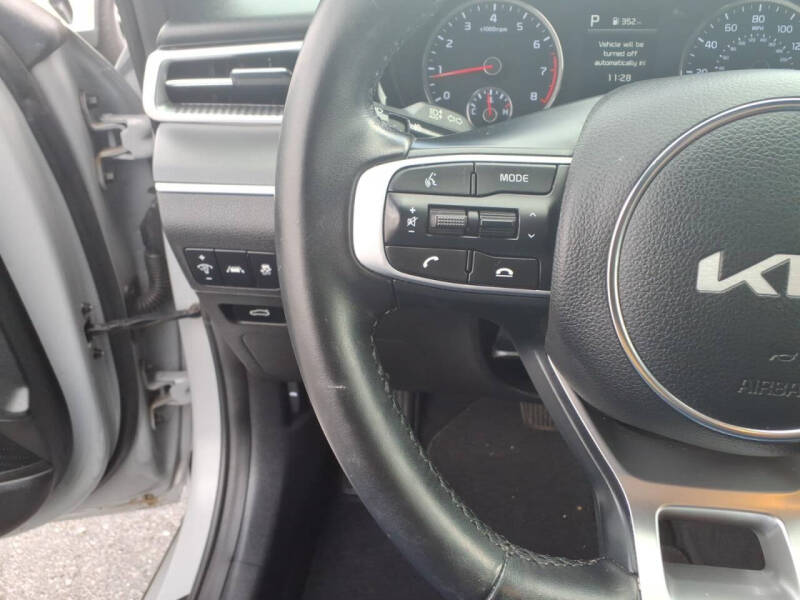 2023 Kia K5