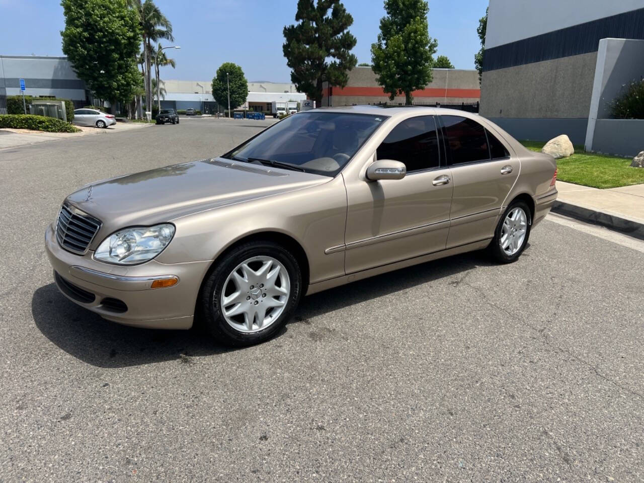 2006 Mercedes-Benz S-Class for sale at ZRV AUTO INC in Brea, CA