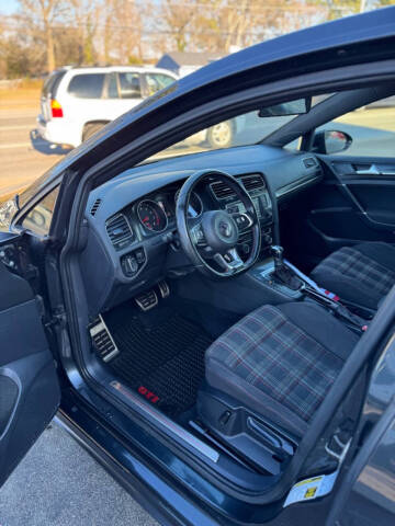 2016 Volkswagen Golf GTI SE