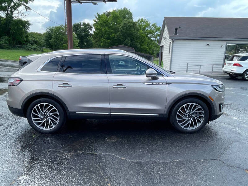 2019 Lincoln Nautilus Reserve