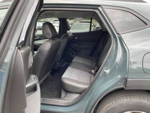 2025 Chevrolet Trax LT