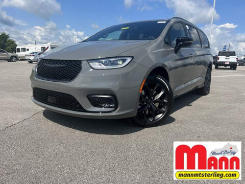 2023 Chrysler Pacifica for sale at Mann Chrysler Used Cars in Mount Sterling KY