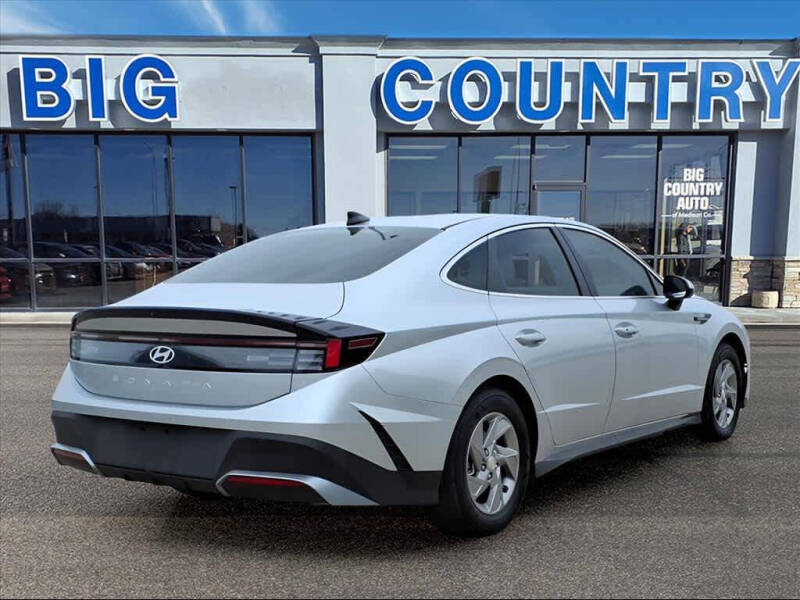 2025 Hyundai Sonata SE