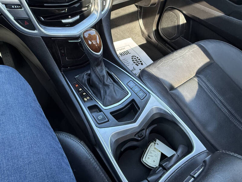 2016 Cadillac SRX Performance Collection