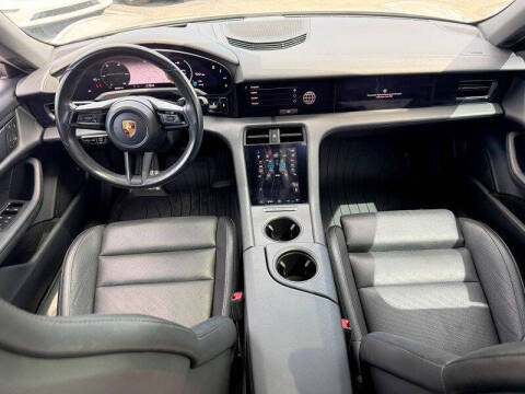 2022 Porsche Taycan