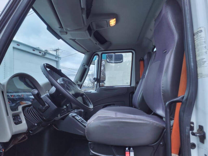 2013 International DuraStar 4400