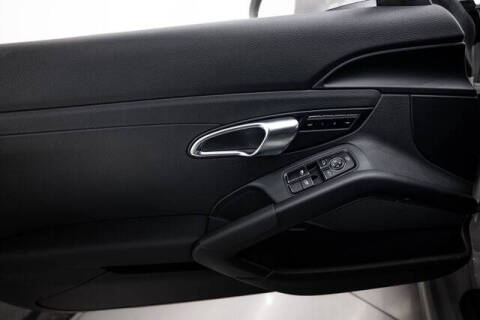 2025 Porsche 718 Cayman