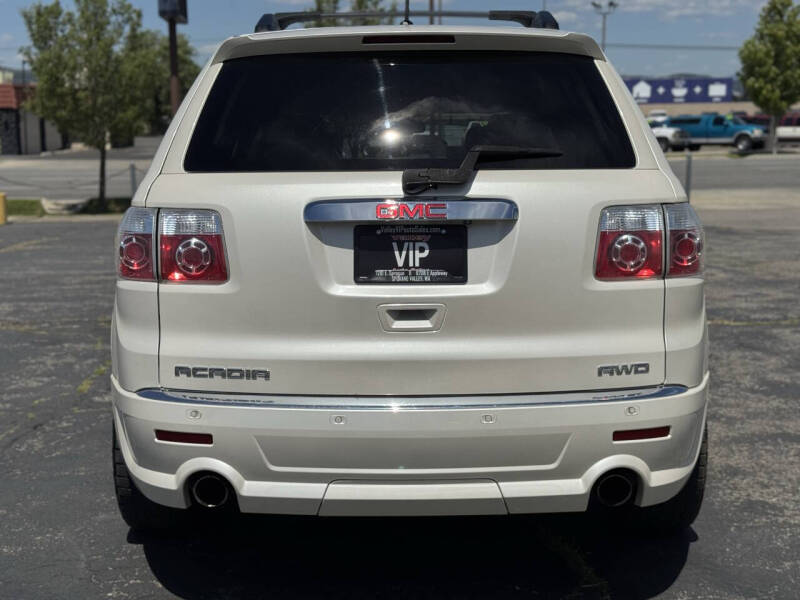 2011 GMC Acadia Denali