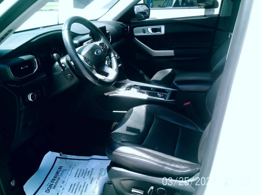 White 2020 Ford Explorer Limited AWD Limited 4dr SUV 5