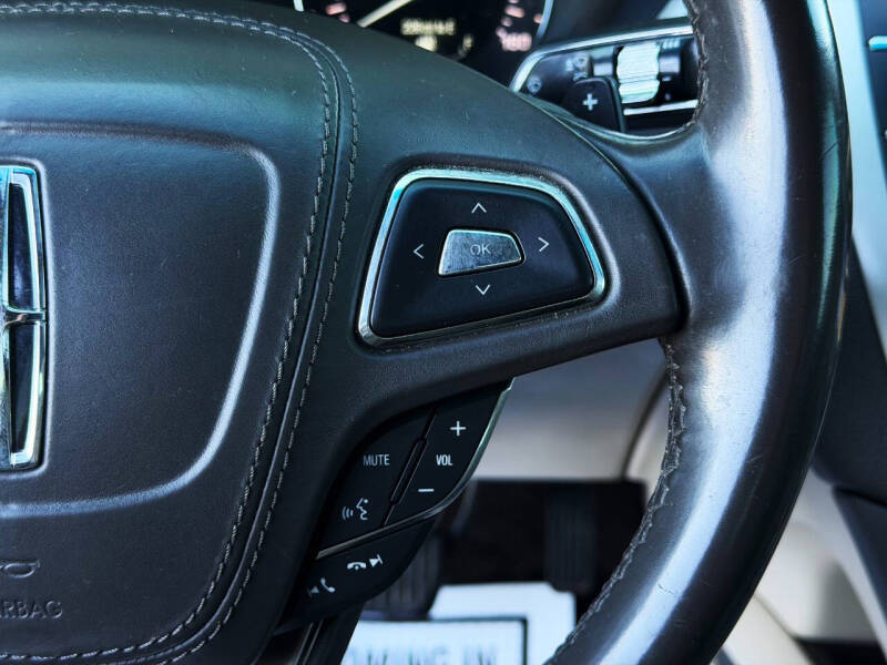 2017 Lincoln MKZ Premiere