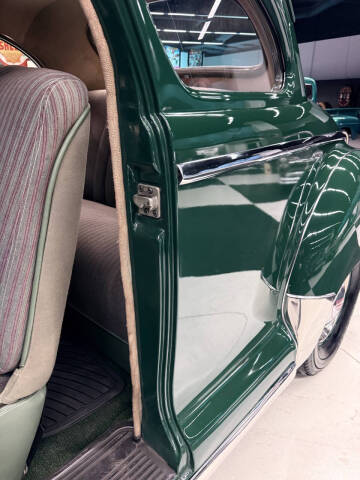 1948 Plymouth Deluxe