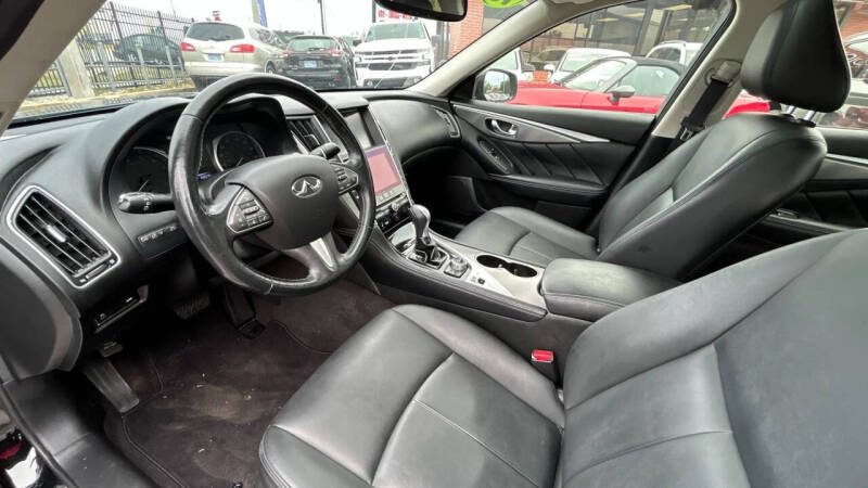 2015 Infiniti Q50 Premium