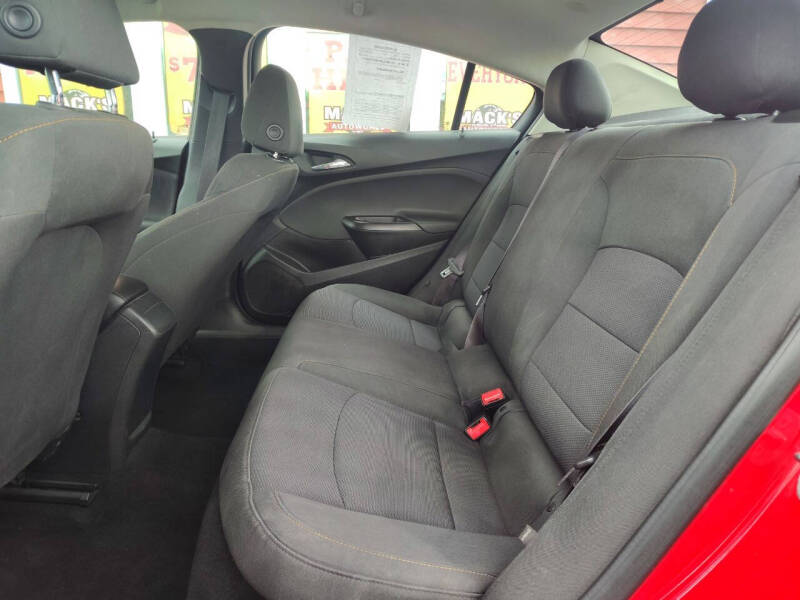 2017 Chevrolet Cruze LS Auto