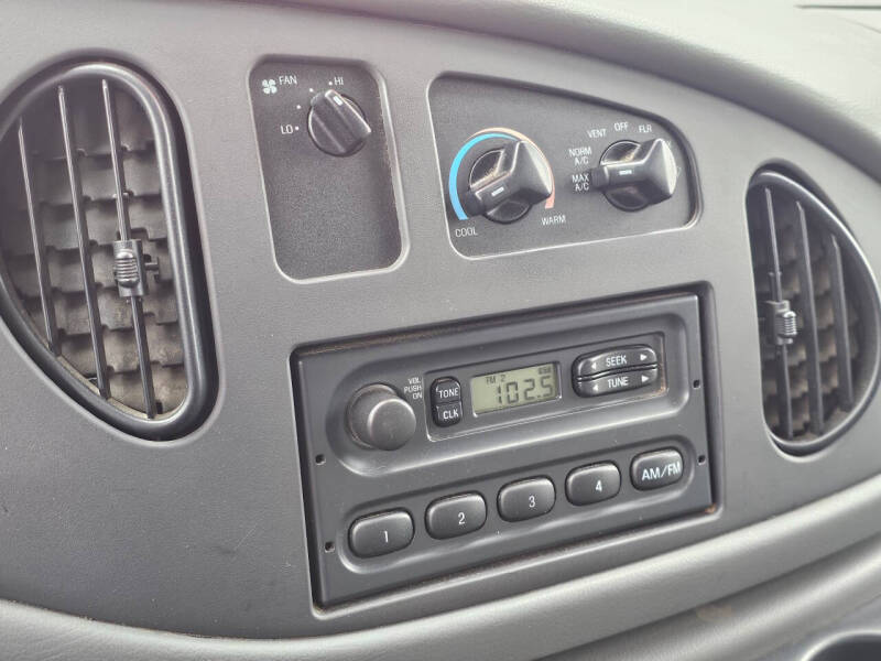 2008 Ford E-Series E-150