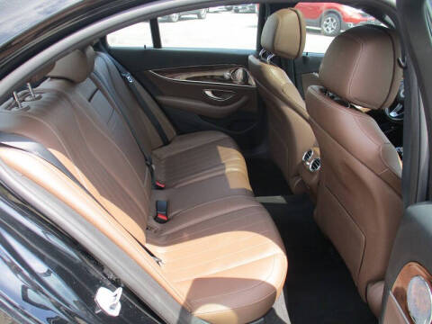 2017 Mercedes-Benz E-Class E 300 4MATIC