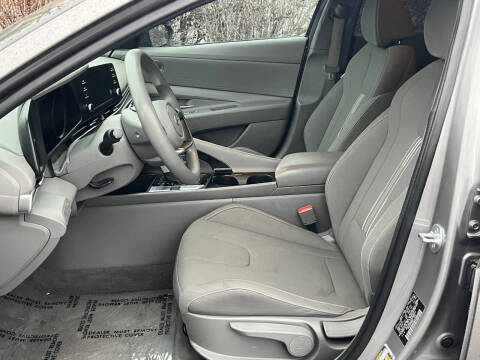 2023 Hyundai Elantra Hybrid Blue