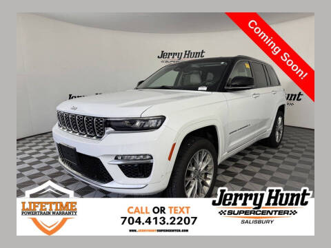 2023 Jeep Grand Cherokee Summit