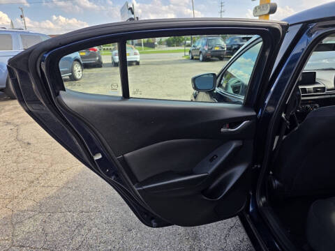 2015 Mazda MAZDA3 i Touring