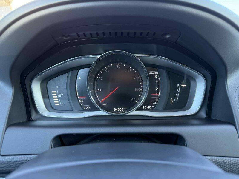 2016 Volvo XC60 T5 Drive-E Premier