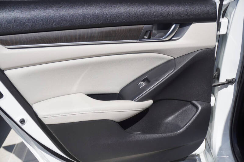 2018 Honda Accord EX-L w/Navi