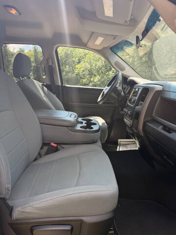 2017 RAM 1500 Express