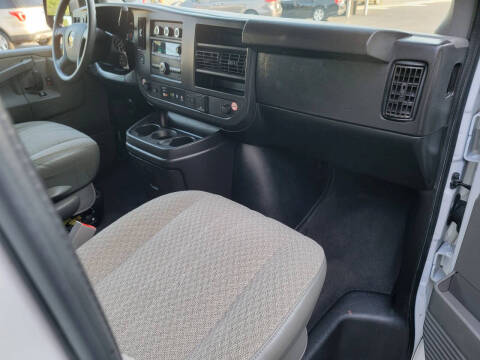 2020 Chevrolet Express LT 3500