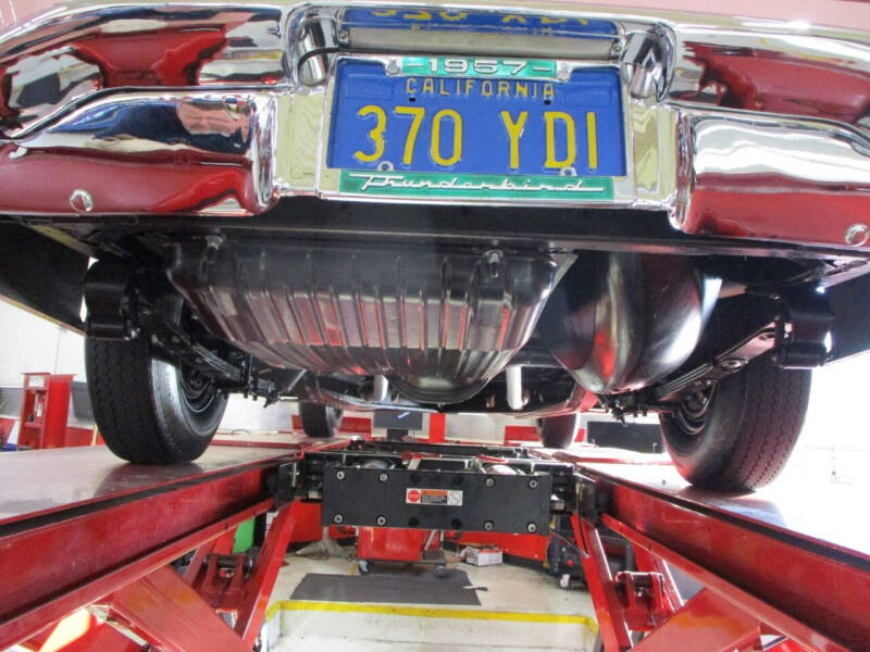 1957 Ford Thunderbird