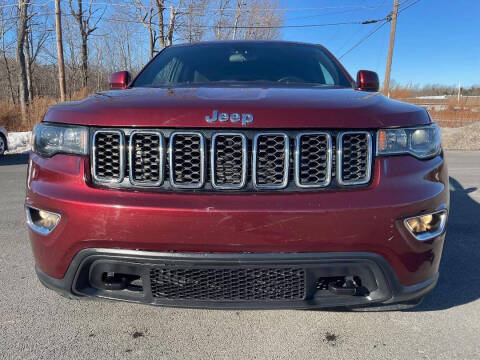 2020 Jeep Grand Cherokee Laredo E